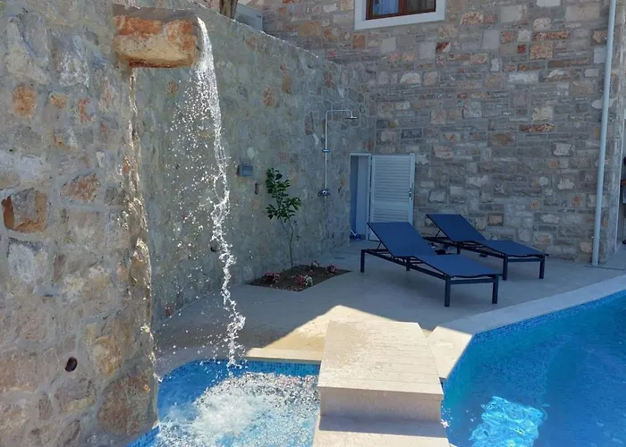 Ferienvilla Dalmatiner Mit Infinity Pool By Interhome 度假居 Jurjević