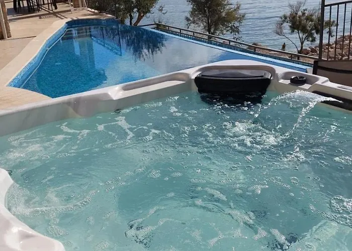 Ferienvilla Dalmatiner Mit Infinity Pool By Interhome 度假居 Jurjević