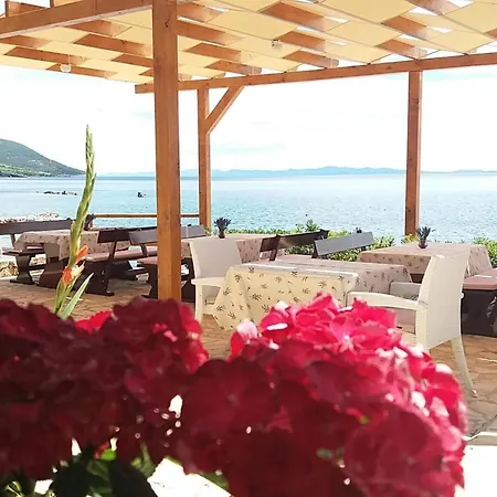 Ferienvilla Dalmatiner Mit Infinity Pool By Interhome Holiday home *