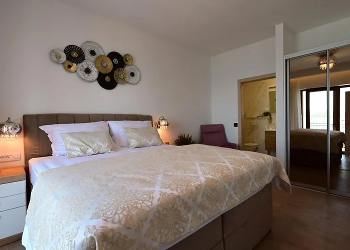 Ferienvilla Dalmatiner Mit Infinity Pool By Interhome Holiday home Jurjevic